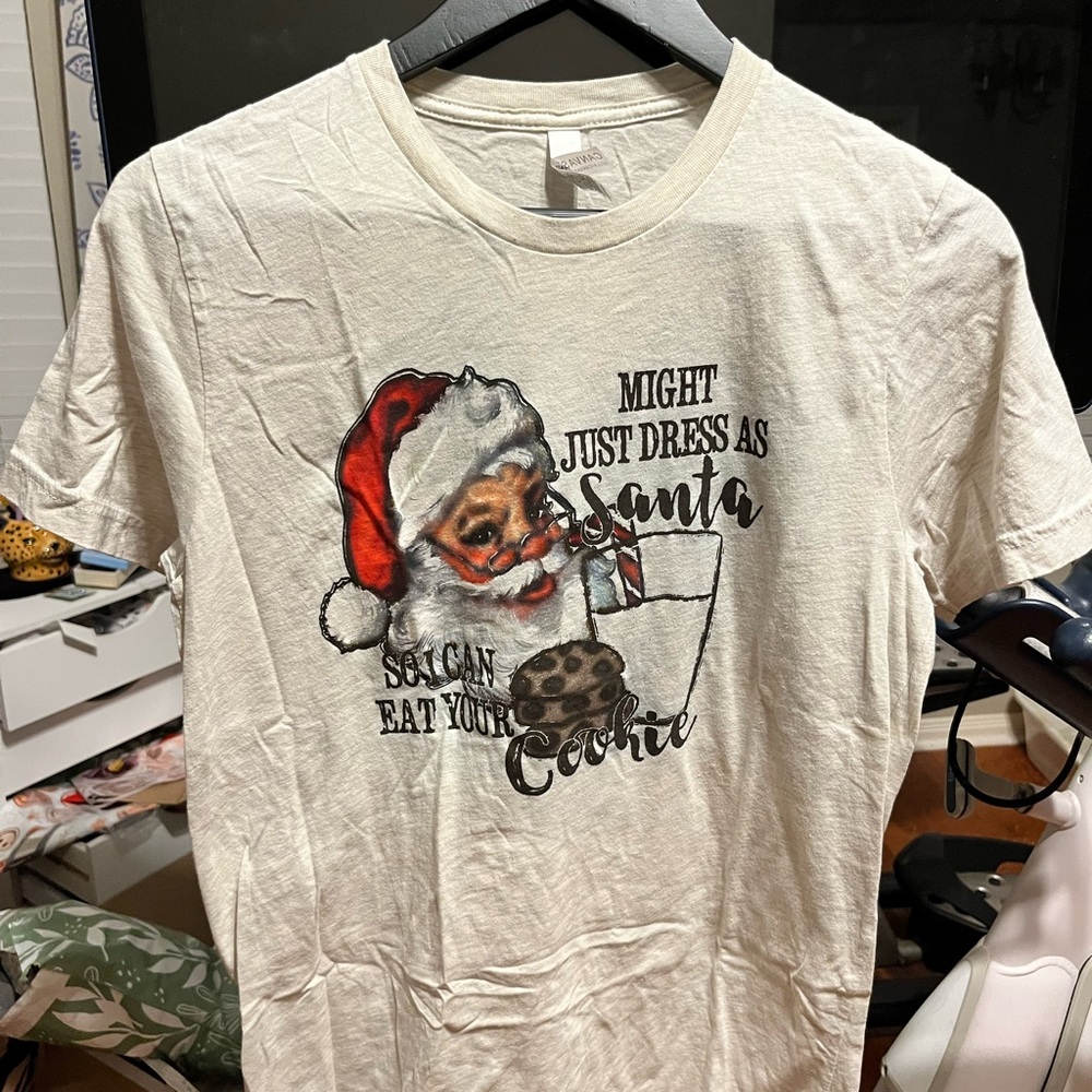 Santa Graphic T-Shirt